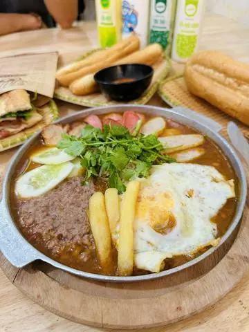 Hình ảnh Bánh mì chảo- Đặc biệt