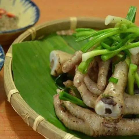 Hình ảnh Chân gà hấp hành