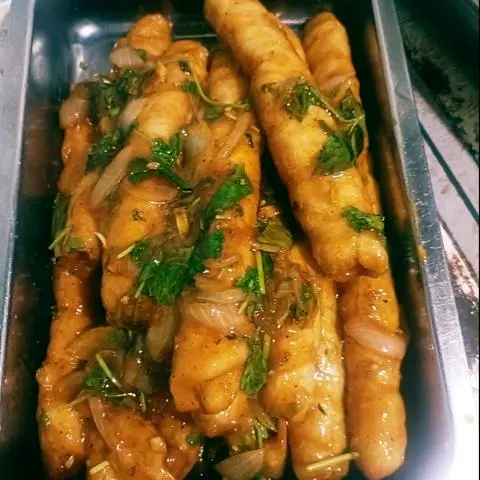Hình ảnh Mì căn sốt me thêm