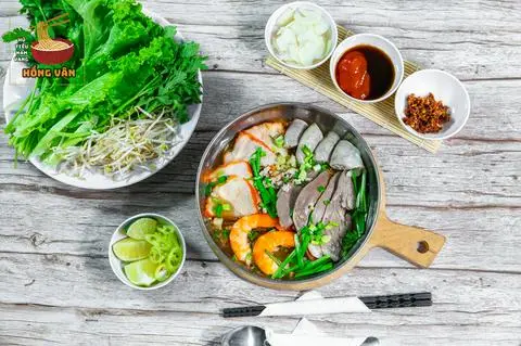 Hình ảnh Nui đặt biệt nam vang