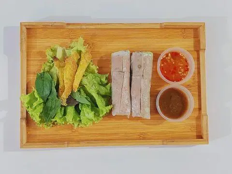 Hình ảnh Gỏi cuốn chả lụa