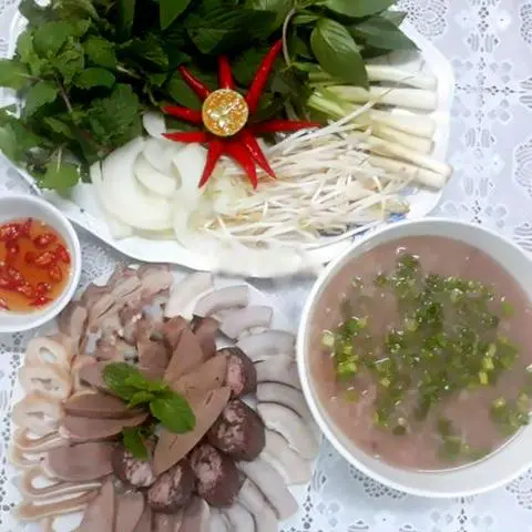 Hình ảnh Cháo - lòng thập cẩm để riêng cho 1 người ăn