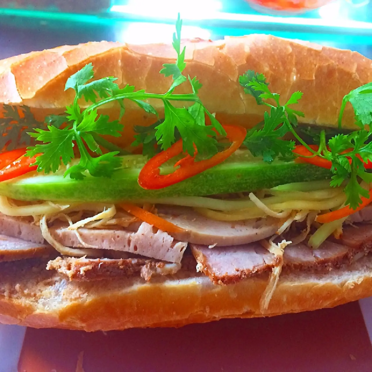 Hình ảnh Bánh mì heo quay + chả