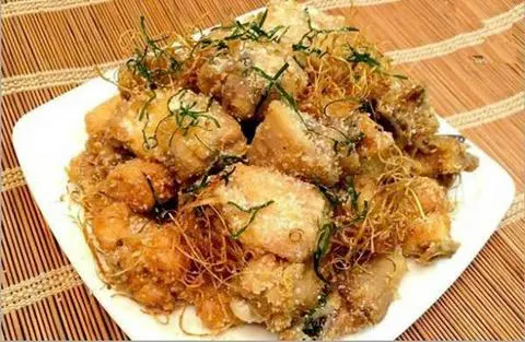 Hình ảnh Gà Ta Rang Muối