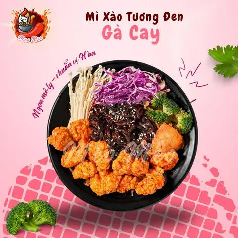 Hình ảnh Mì xào tương đen Gà Cay