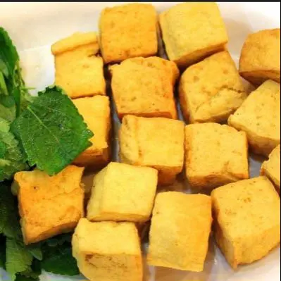 Hình ảnh Đậu hủ chiên giòn chấm mắm tôm