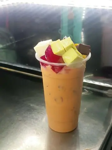 Hình ảnh Trà sữa thái đỏ full topping