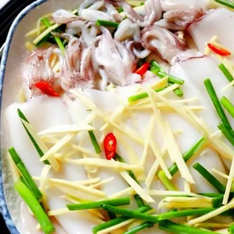 Hình ảnh Mực Hấp Xả 1 Con