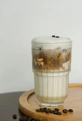 Hình ảnh Lắc cốt dừa cà phê
