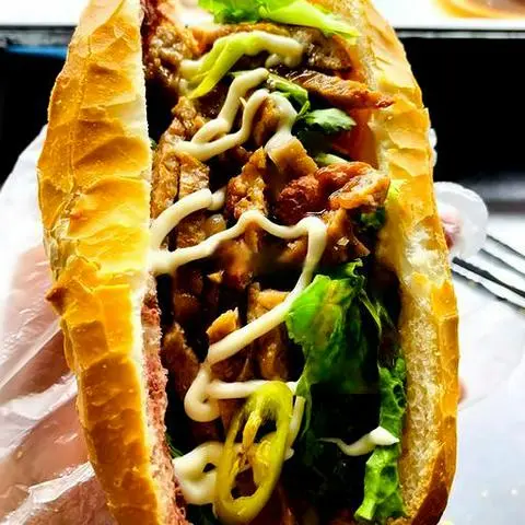 Hình ảnh Bánh mì bò chiên