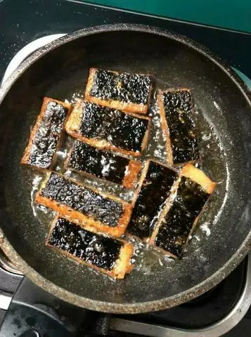 Hình ảnh Cơm cá chiên mặn