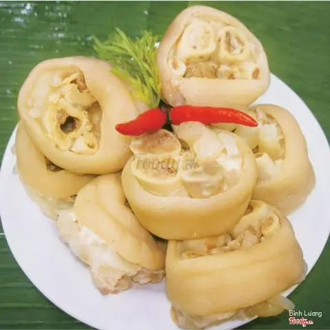 Hình ảnh Giò heo thêm