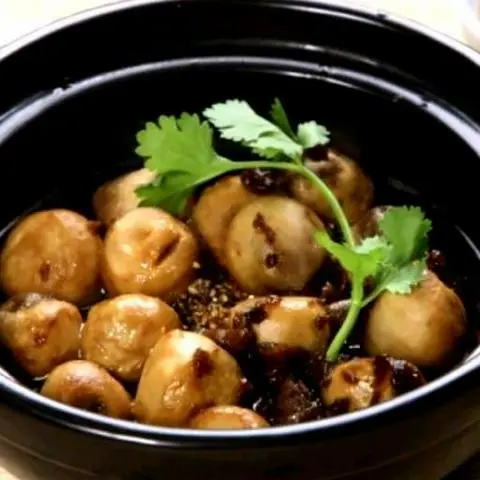Hình ảnh Nấm Rơm Kho Chay