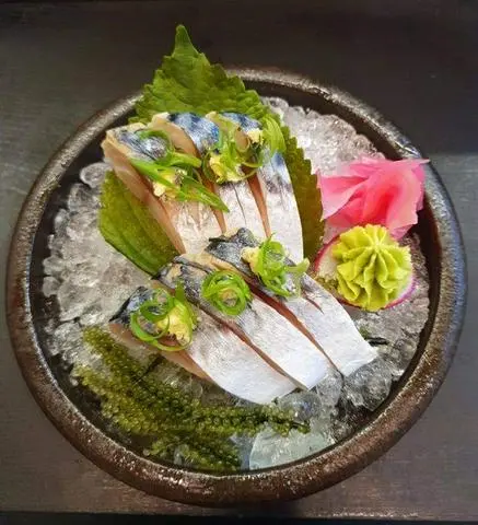 Hình ảnh Shime Saba Sashimi