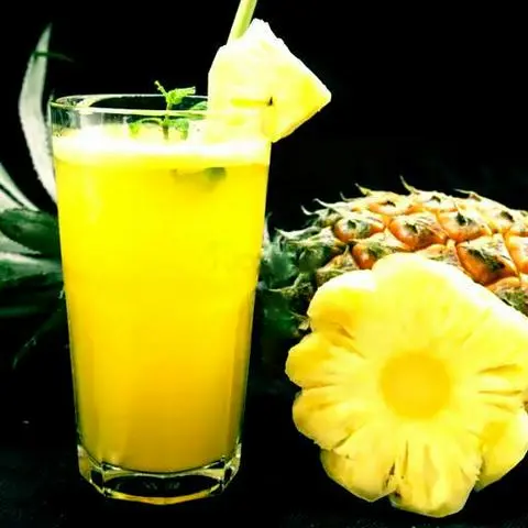 Hình ảnh Nước ép thơm hạt chia