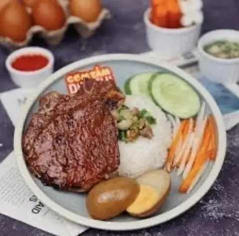 Hình ảnh Cơm Tấm Sườn + Trứng Khìa