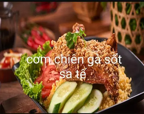 Hình ảnh cơm chiên gà sốt sa tế 