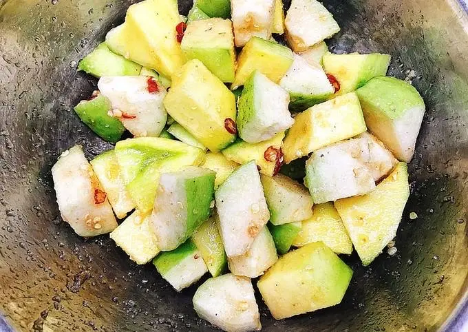 Hình ảnh Xoài ổi lắc 