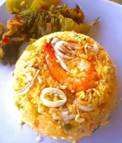 Hình ảnh CƠM CHIÊN HẢI SẢN 
