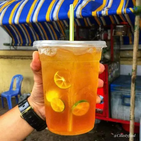 Hình ảnh LY TRÀ TẮC KHỔNG LỒ