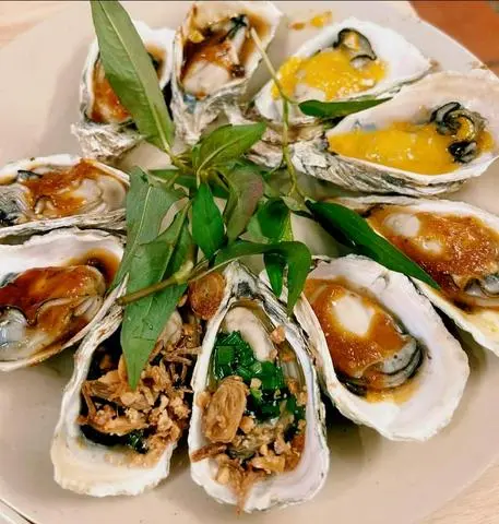 Hình ảnh Hàu Đá lớn 