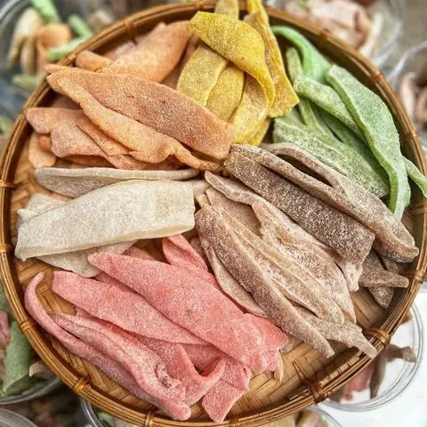 Hình ảnh Mứt Dừa Non Miếng Ít Đường 500g