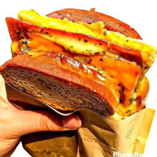 Hình ảnh Sandwich - Trứng - Xúc Xích - Phomai