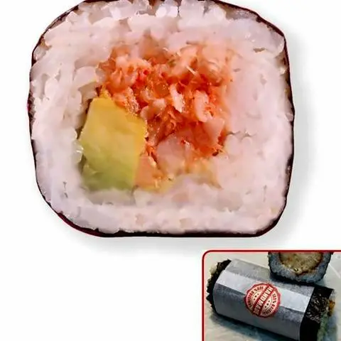 Hình ảnh Thanh cua mayo và bơ - surimi and avocado