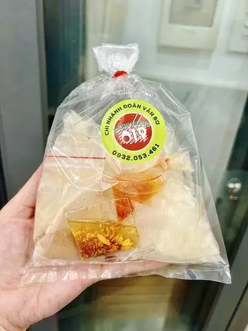 Hình ảnh Bánh Tráng Sate Dầu Tỏi Muối nhuyễn ( Không Trộn )