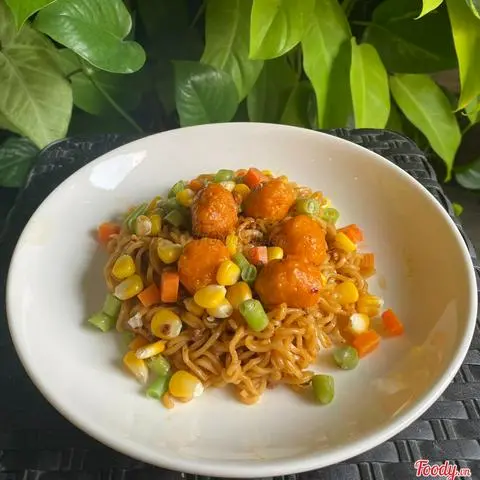 Hình ảnh Mì trộn tôm viên