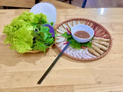 Hình ảnh Combo 4 món: Ram Bắp, Thịt Luộc, Nem Nướng, Chả Cá 