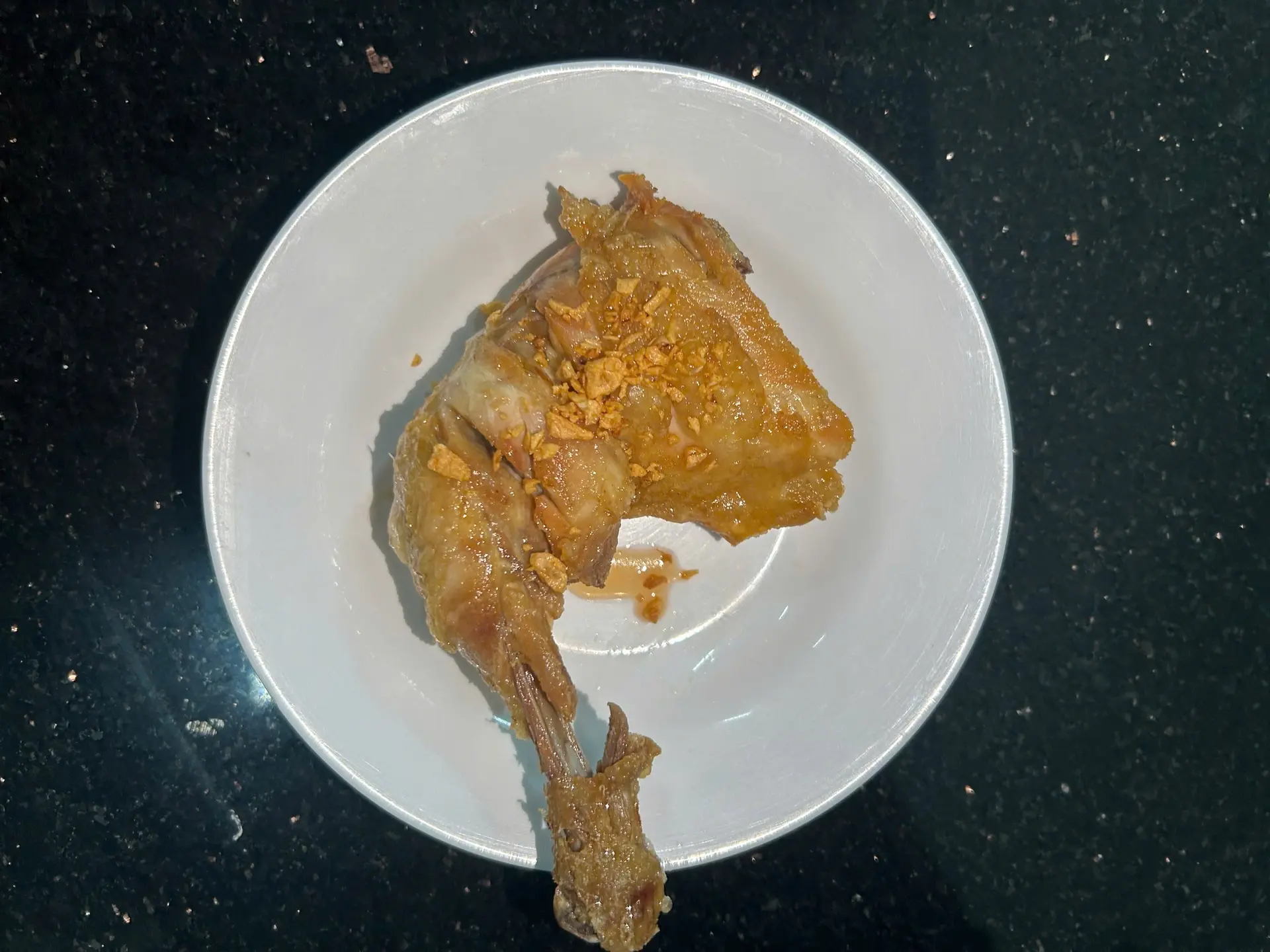 Hình ảnh Đùi 1/4 Chiên Mắm