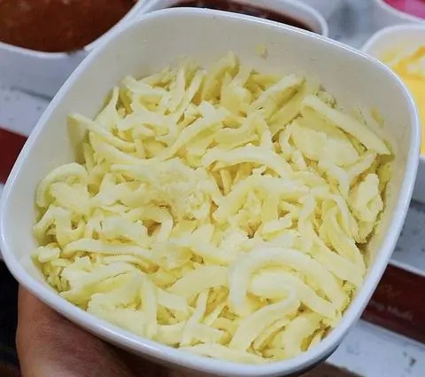 Hình ảnh Phô mai  bào thêm