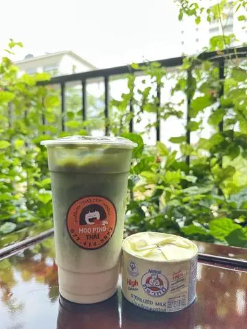 Hình ảnh Matcha latte sữa gấu
