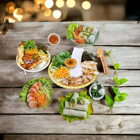 Hình ảnh Combo gia đình 5 món
