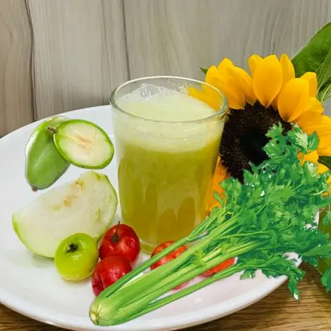 Hình ảnh Cần tây mix cóc ổi sơri