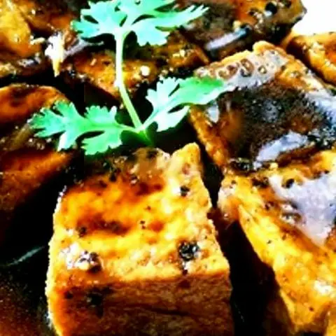 Hình ảnh Đậu hũ kho tiêu (món chay)