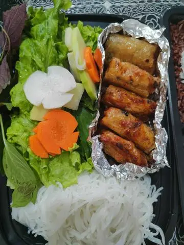 Hình ảnh Nem cua bể chay