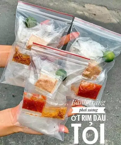 Hình ảnh Bánh tráng phơi sương ớt rim TỎI