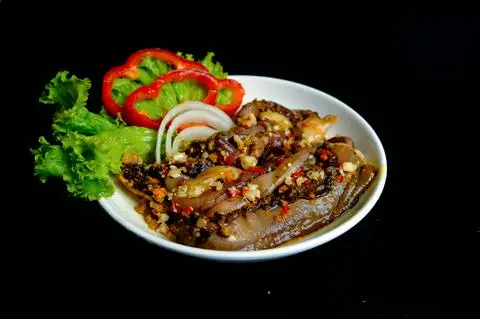 Hình ảnh Bạch tuộc ướp muối ớt chưa nướng