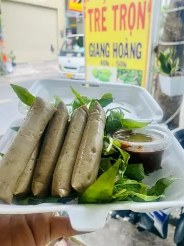 Hình ảnh chả bò chấm sốt thái