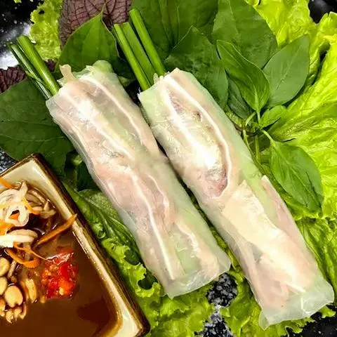 Hình ảnh 5 cuốn tai heo - 1 gỏi tôm thịt - tai heo - 1 trà tắc hoặc nước sâm