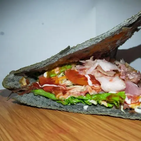 Hình ảnh Kebab mì đen - trà chanh