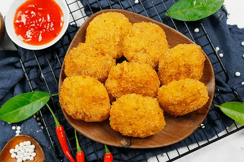 Hình ảnh Bánh Gà Nhân Sốt Phô Mai - 2 Bánh