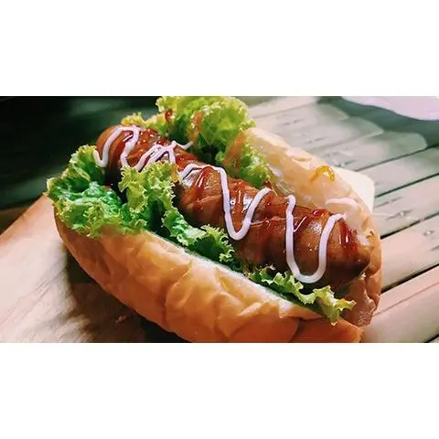 Hình ảnh Bánh mì  xúc xích