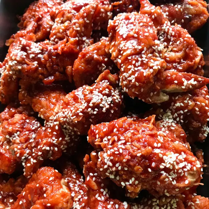 Hình ảnh Gà Rán Sốt Nước Tương Hàn Quốc