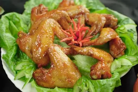 Hình ảnh cánh gà chiên nước mǎm