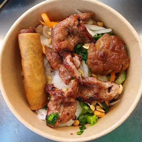 Hình ảnh Bánh hỏi thịt nướng