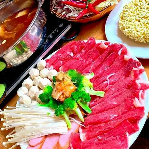 Hình ảnh Lẩu kim chi bò