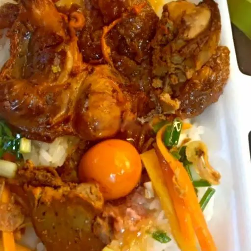 Hình ảnh Xôi lòng gà - trứng non đặc biệt